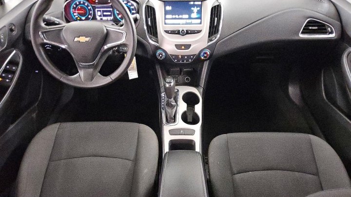 Chevrolet CRUZE  2018