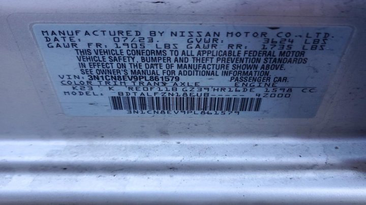 Nissan Versa  2023
