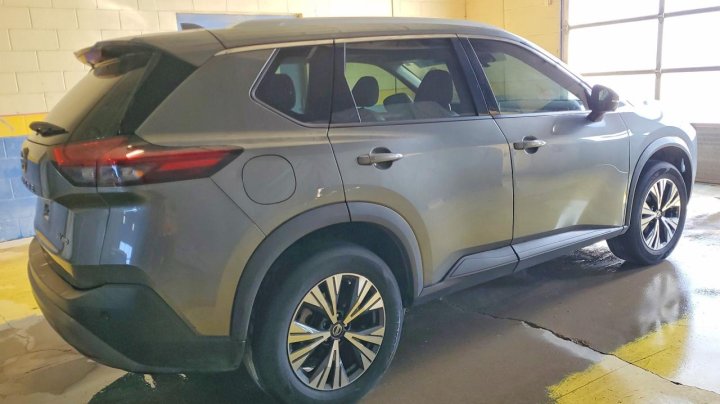 Nissan ROGUE  2021