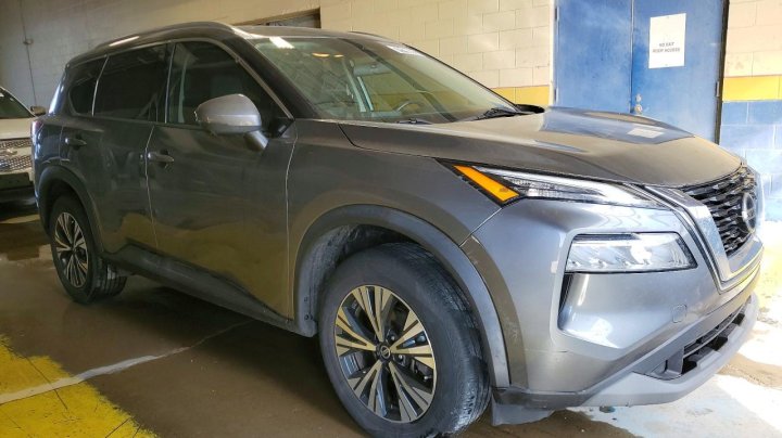 Nissan ROGUE  2021