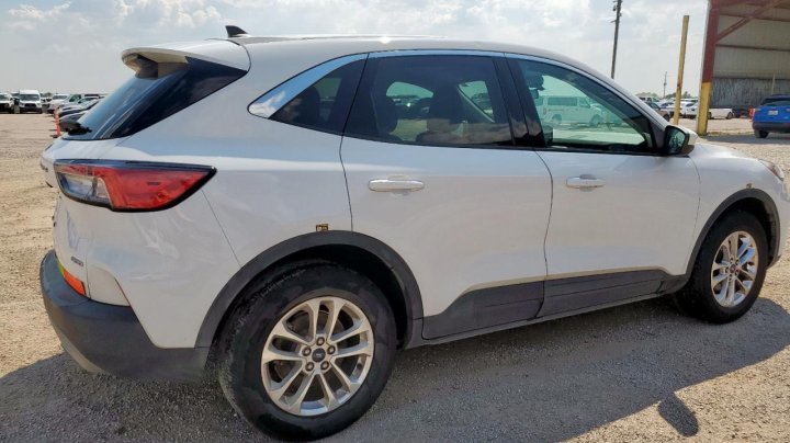 Ford Escape  2021