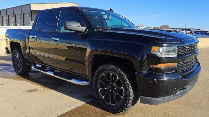 Chevrolet Silverado  2018