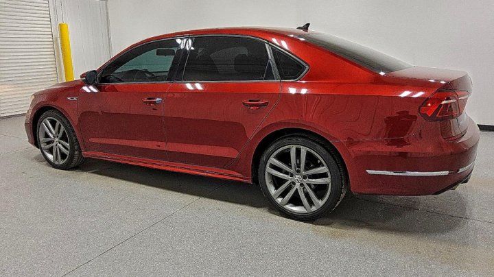 Volkswagen PASSAT  2018