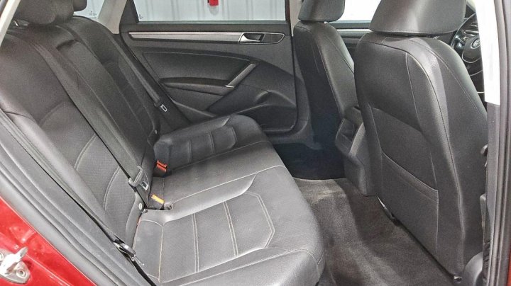Volkswagen PASSAT  2018