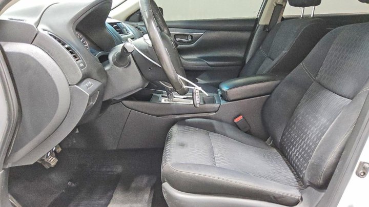 Nissan Altima  2017