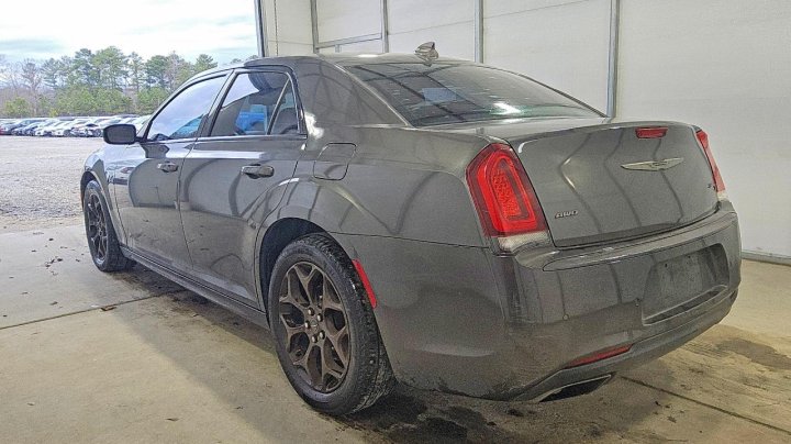 CHRYSLER 300  2016