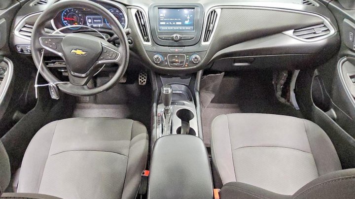 Chevrolet Malibu  2017