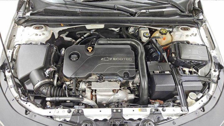 Chevrolet Malibu  2017