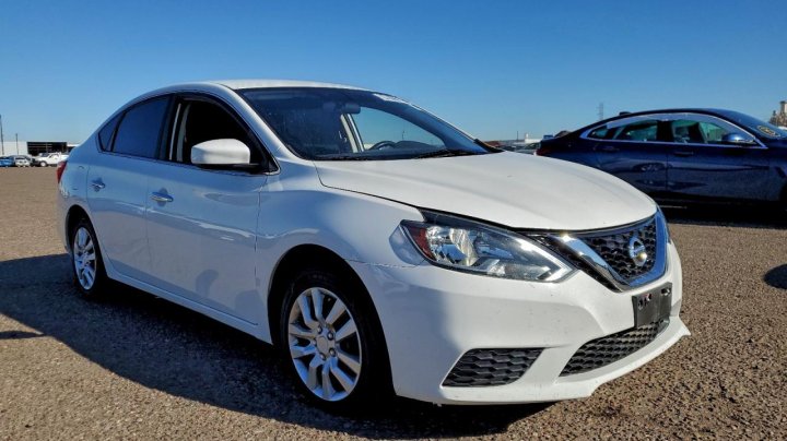 Nissan Sentra  2018