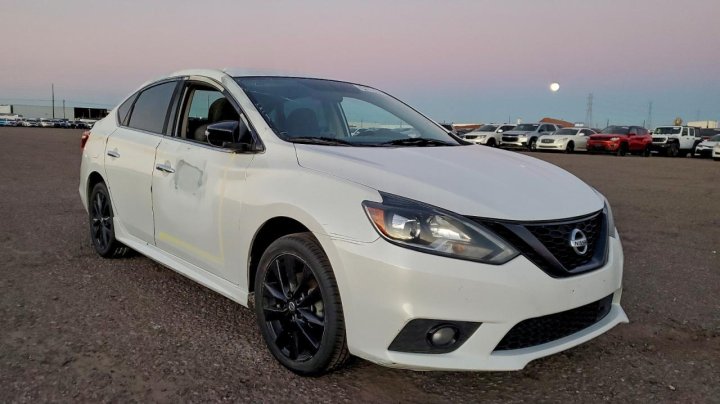 Nissan Sentra  2018