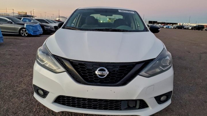 Nissan Sentra  2018