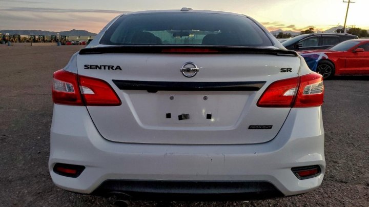 Nissan Sentra  2018