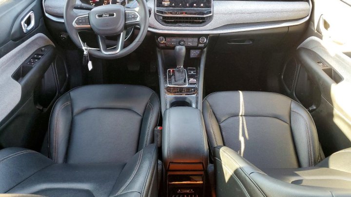 JEEP COMPASS  2024