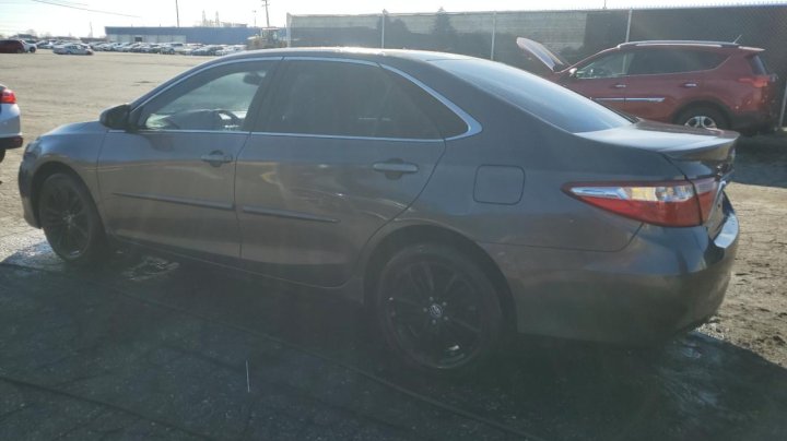 Toyota Camry  2017