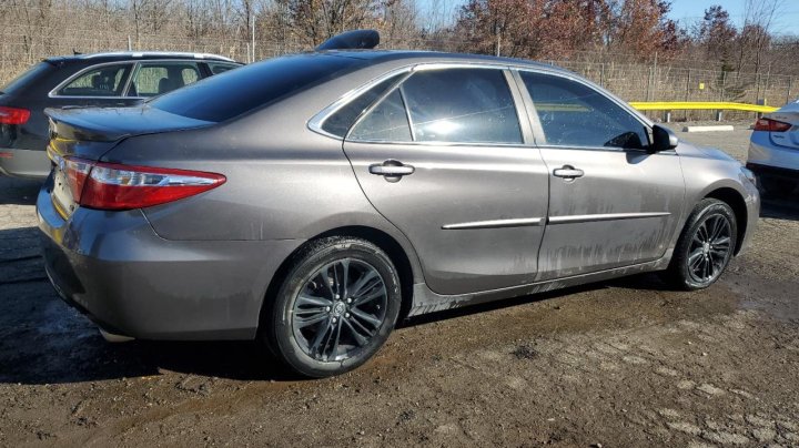 Toyota Camry  2017