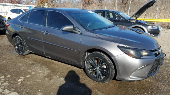 Toyota Camry  2017