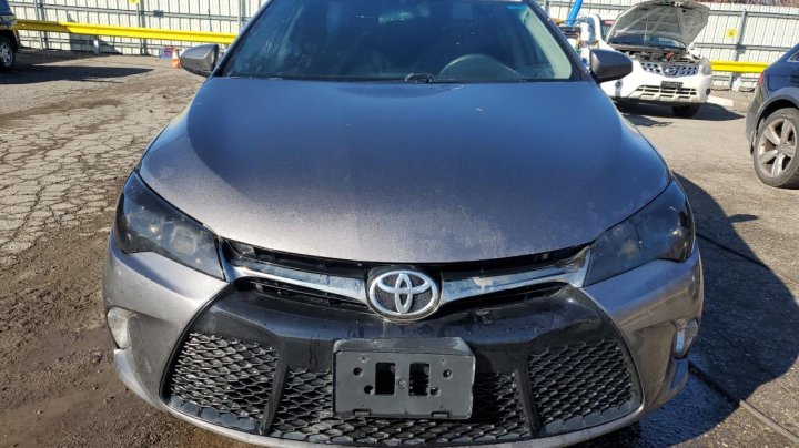 Toyota Camry  2017