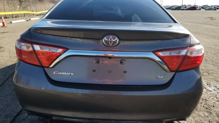 Toyota Camry  2017