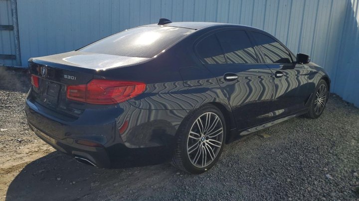 BMW 530  2018
