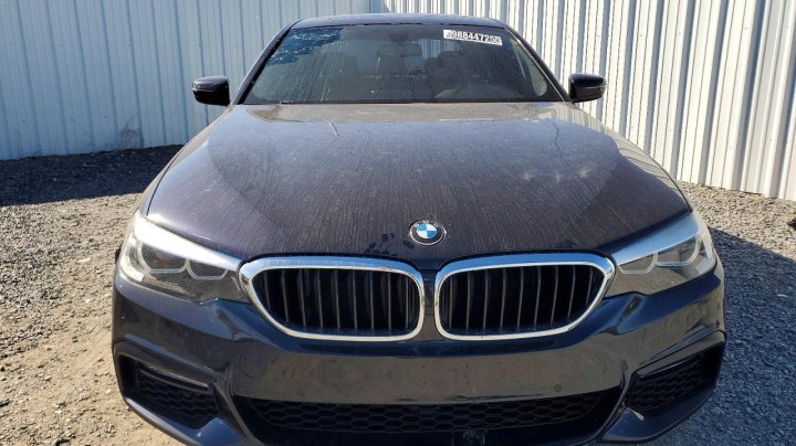 BMW 530  2018