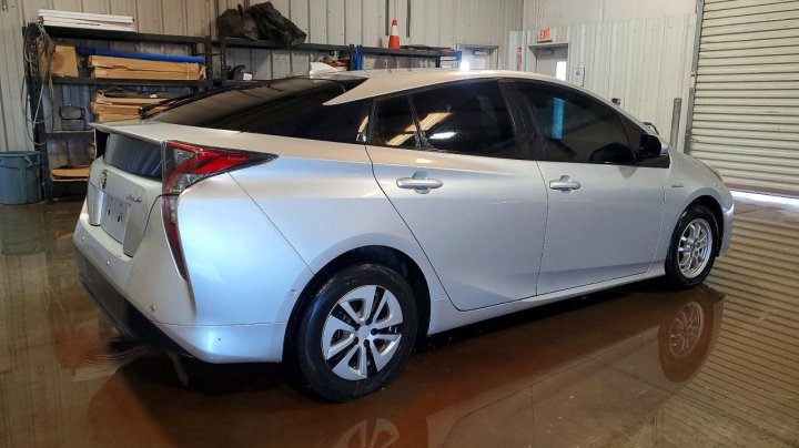 Toyota Prius  2018