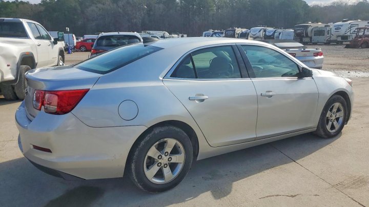 Chevrolet Malibu  2015
