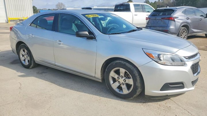 Chevrolet Malibu  2015