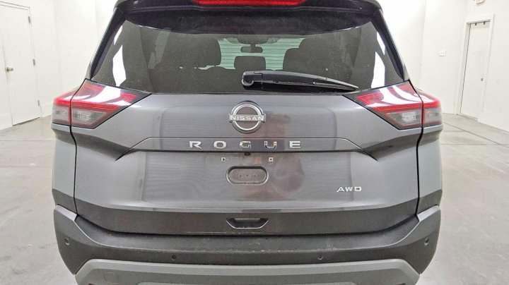 Nissan ROGUE  2022