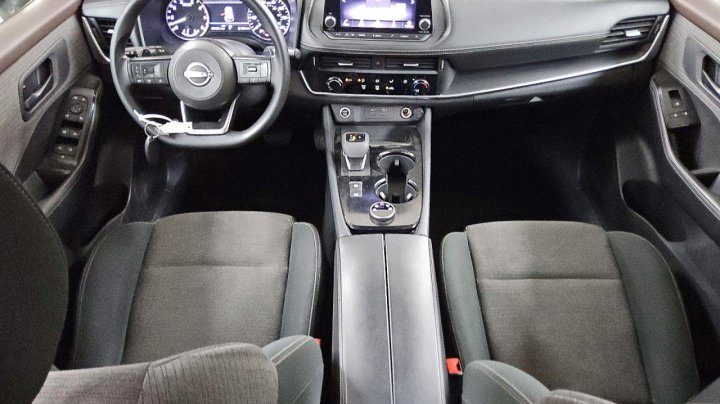 Nissan ROGUE  2022