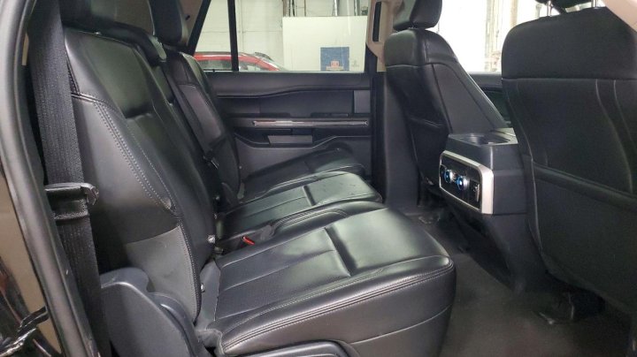 Ford EXPEDITION  2024