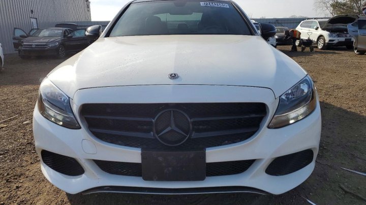 Mercedes-Benz C  2018