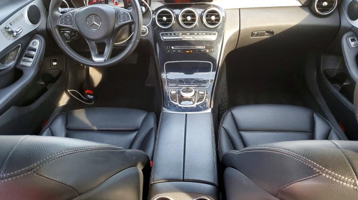 Mercedes-Benz C  2018