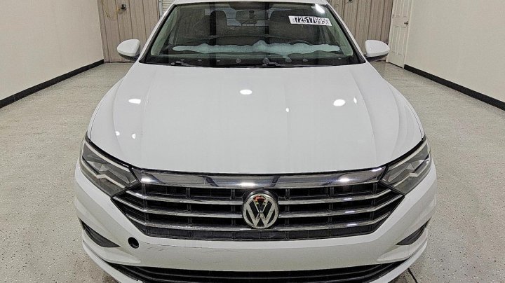 Volkswagen JETTA  2019