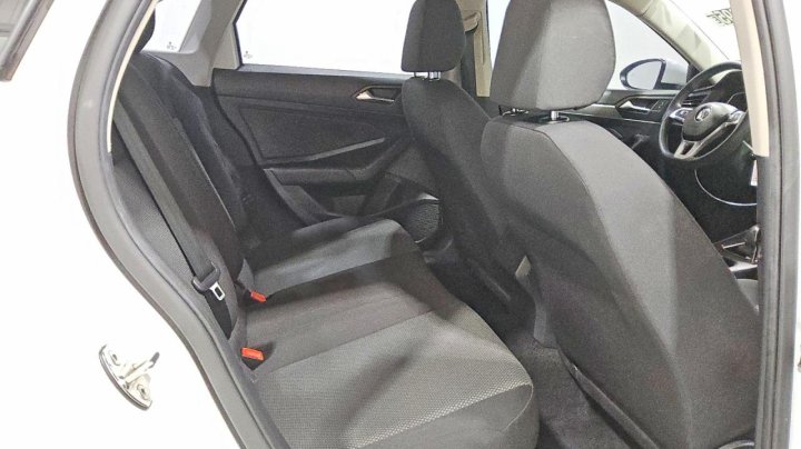 Volkswagen JETTA  2019