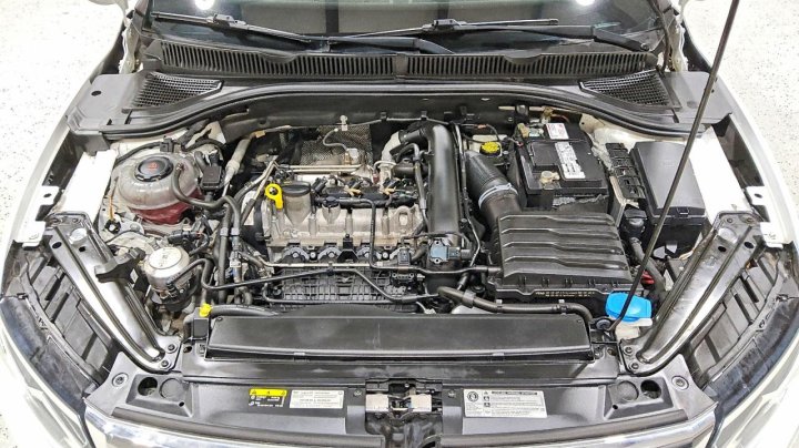 Volkswagen JETTA  2019