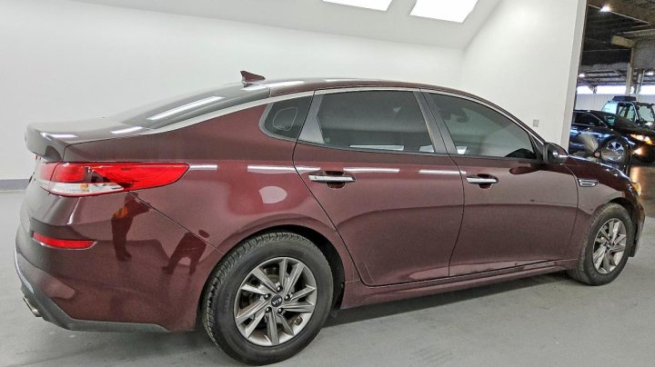 KIA Optima  2020