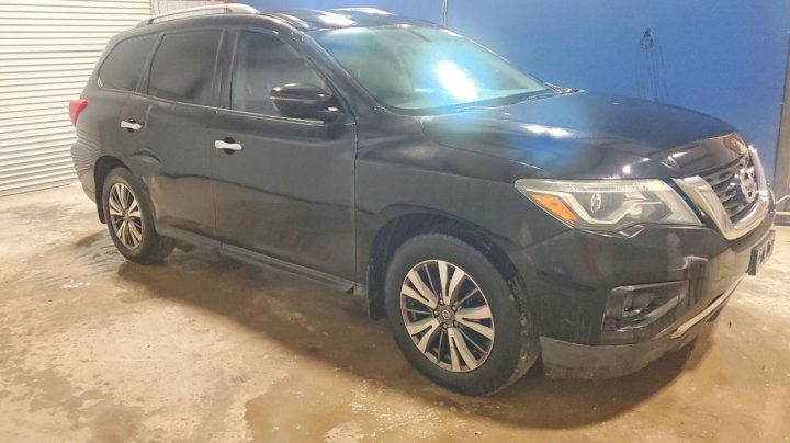 Nissan Pathfinder  2017