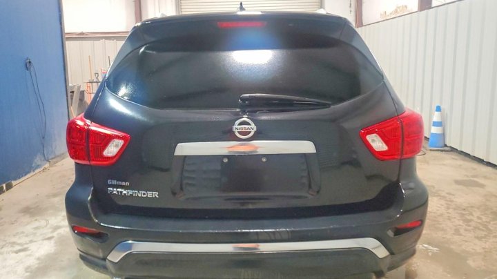 Nissan Pathfinder  2017