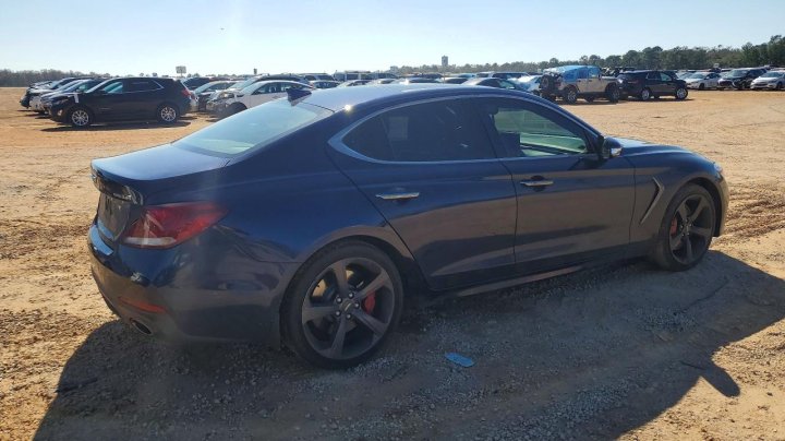 Genesis G70  2020