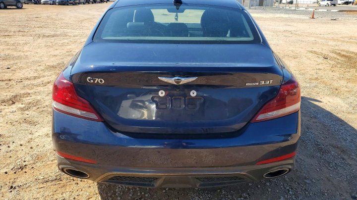 Genesis G70  2020