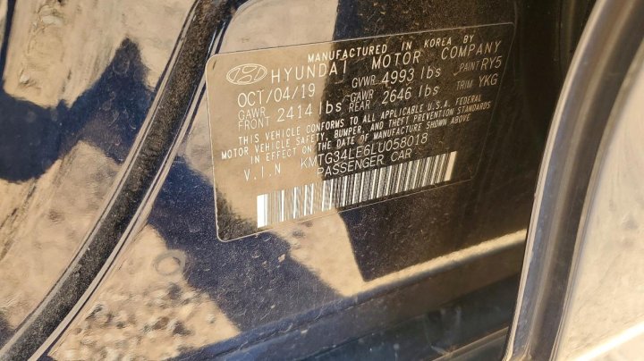 Genesis G70  2020