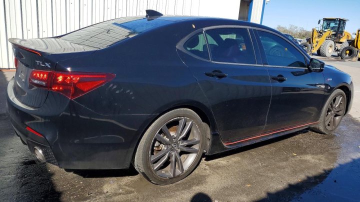 Acura TLX  2018