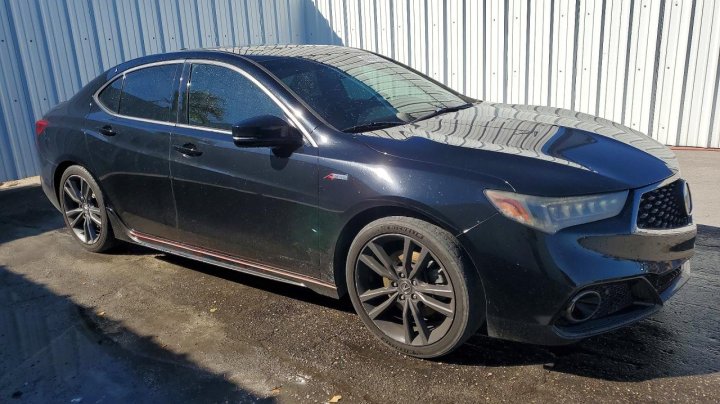 Acura TLX  2018