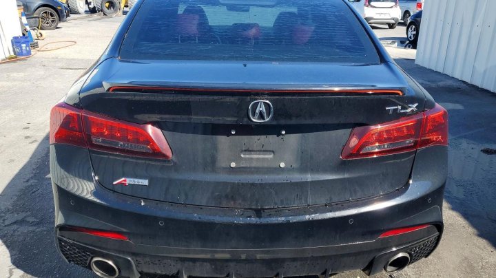 Acura TLX  2018