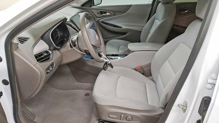 Chevrolet Malibu  2022