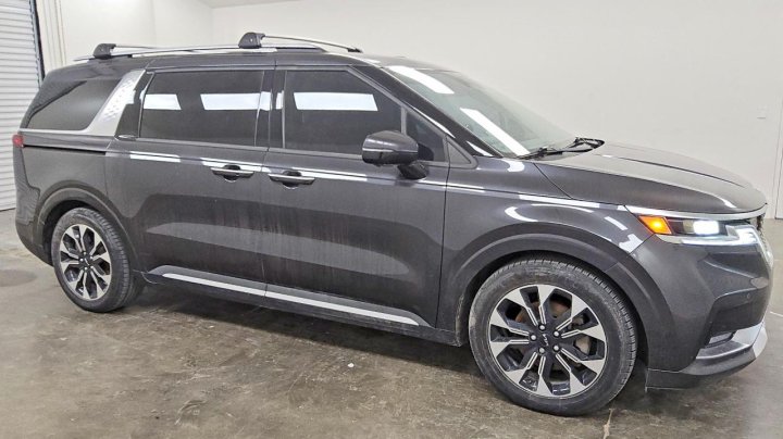 KIA CARNIVAL  2022