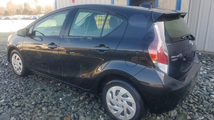 Toyota Prius  2016