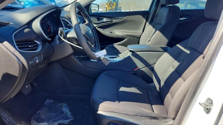 Chevrolet Malibu  2023