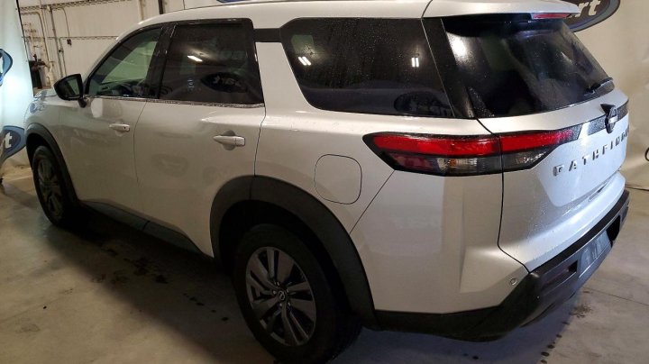 Nissan Pathfinder  2024