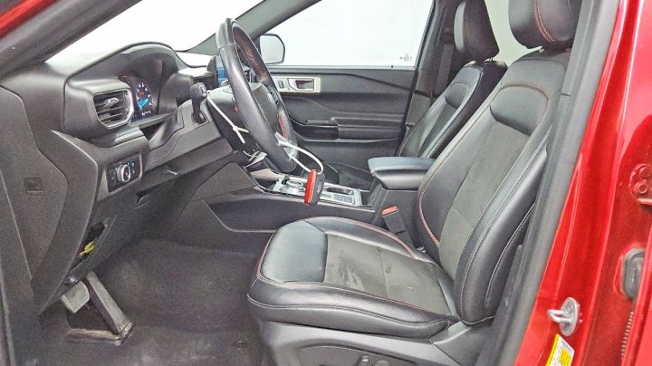 Ford Explorer  2023